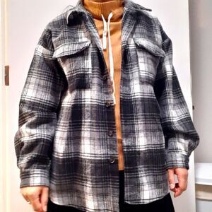 BLUE B Collection Plaid Flannel Button Down Shirt Shacket Black Gray Medium